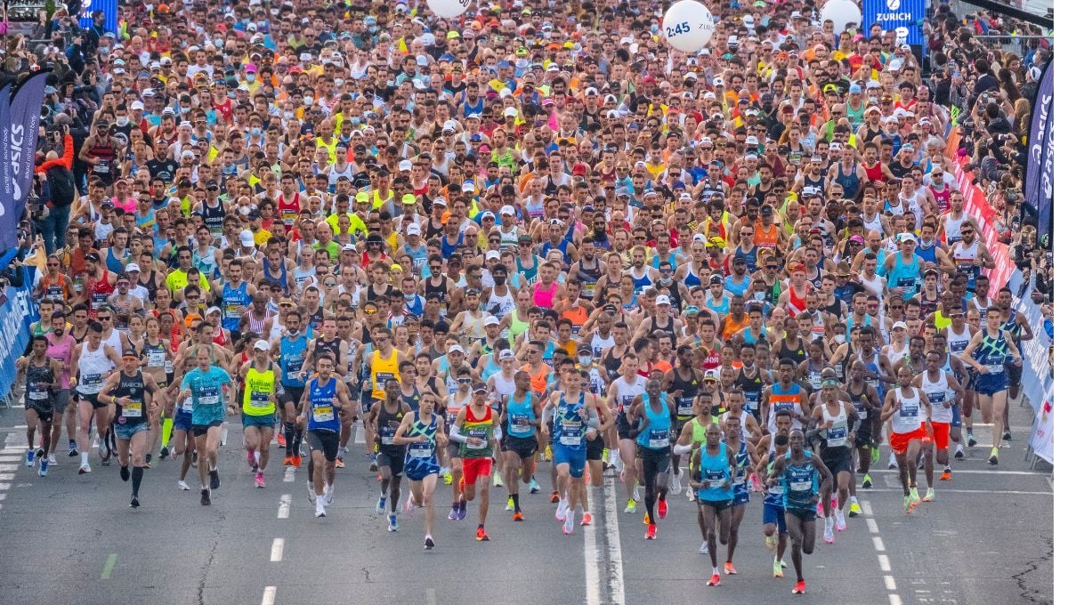 2.336 sevillanos aprovechan el precio líder en Europa del Zurich Maratón de Sevilla 