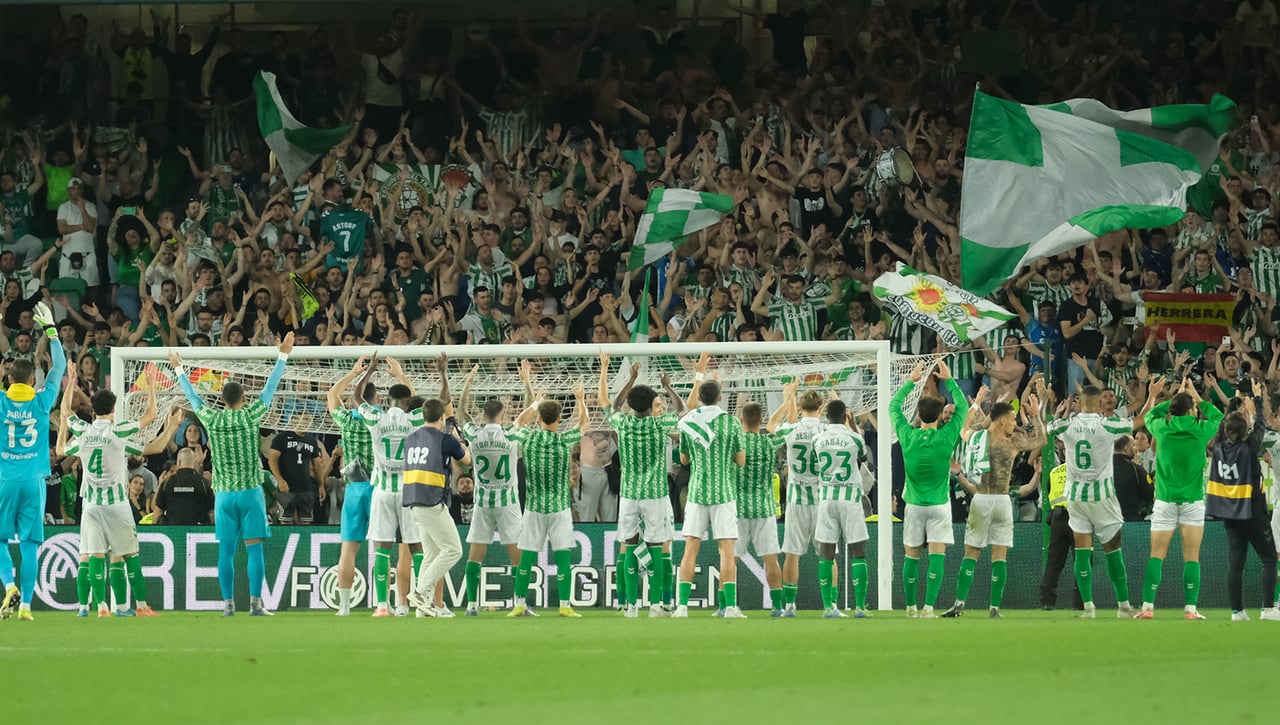 El cántico contra el Sevilla y Caparrós que puede costar caro al Betis