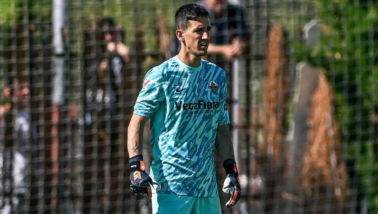 El Elche encuentra al sustituto de Édgar Badía