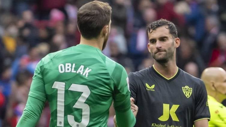 La impotencia de Leo Baptistao tras la dura derrota derrota ante el Atlético de Madrid