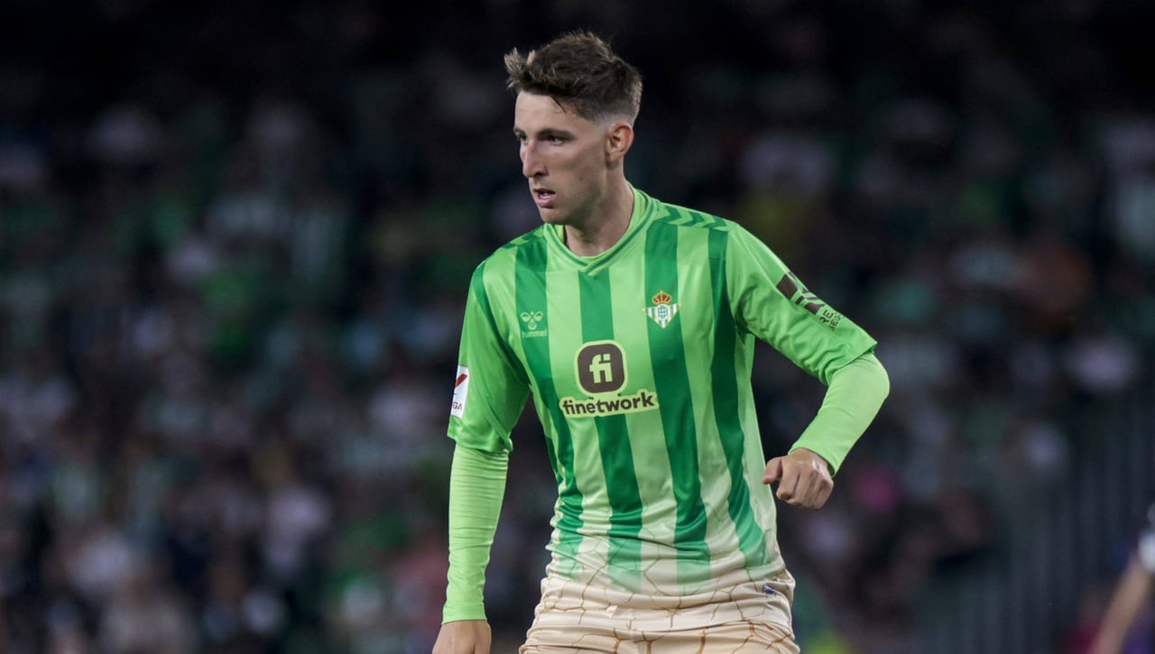 El fichaje de Miranda, más cerca