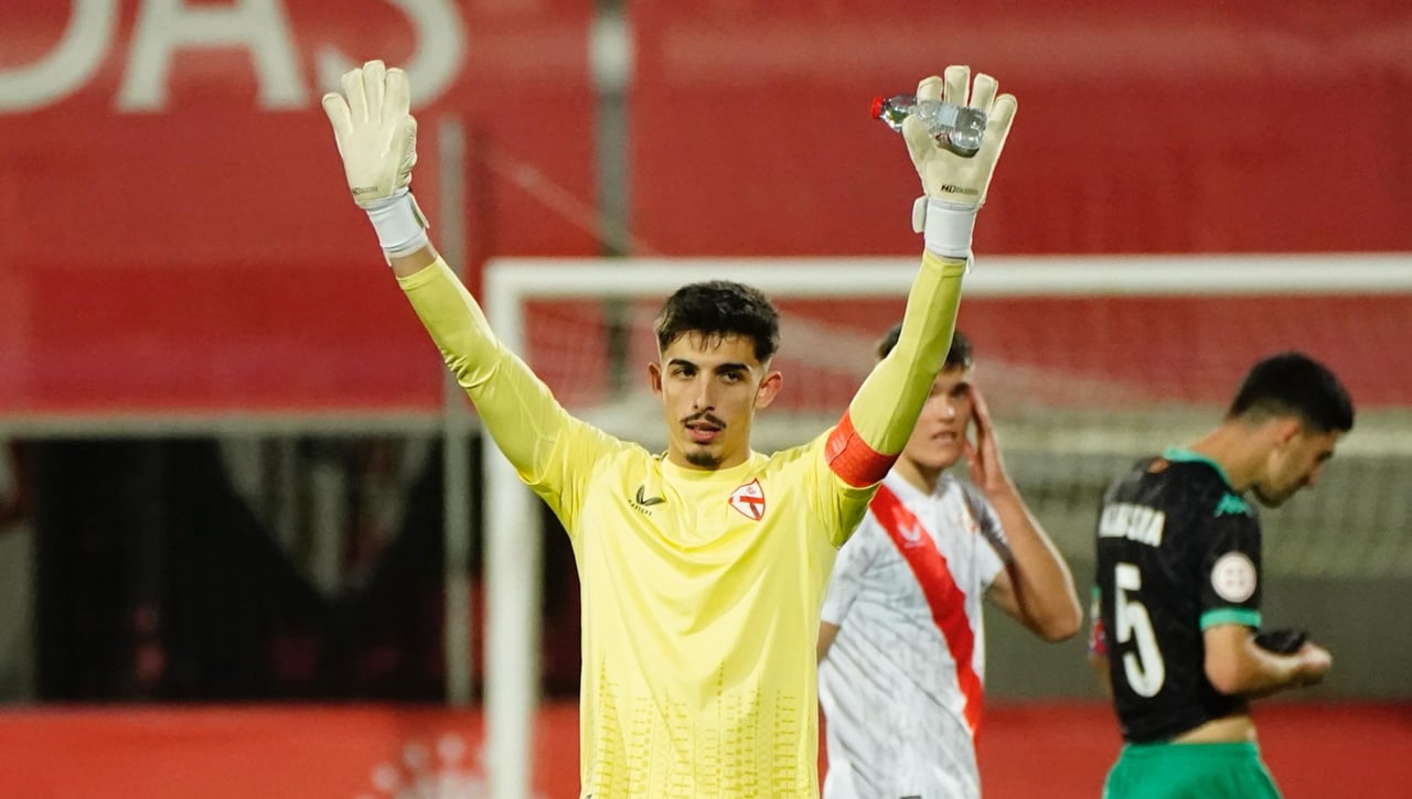 Alberto Flores deja sin argumentos a Víctor Orta