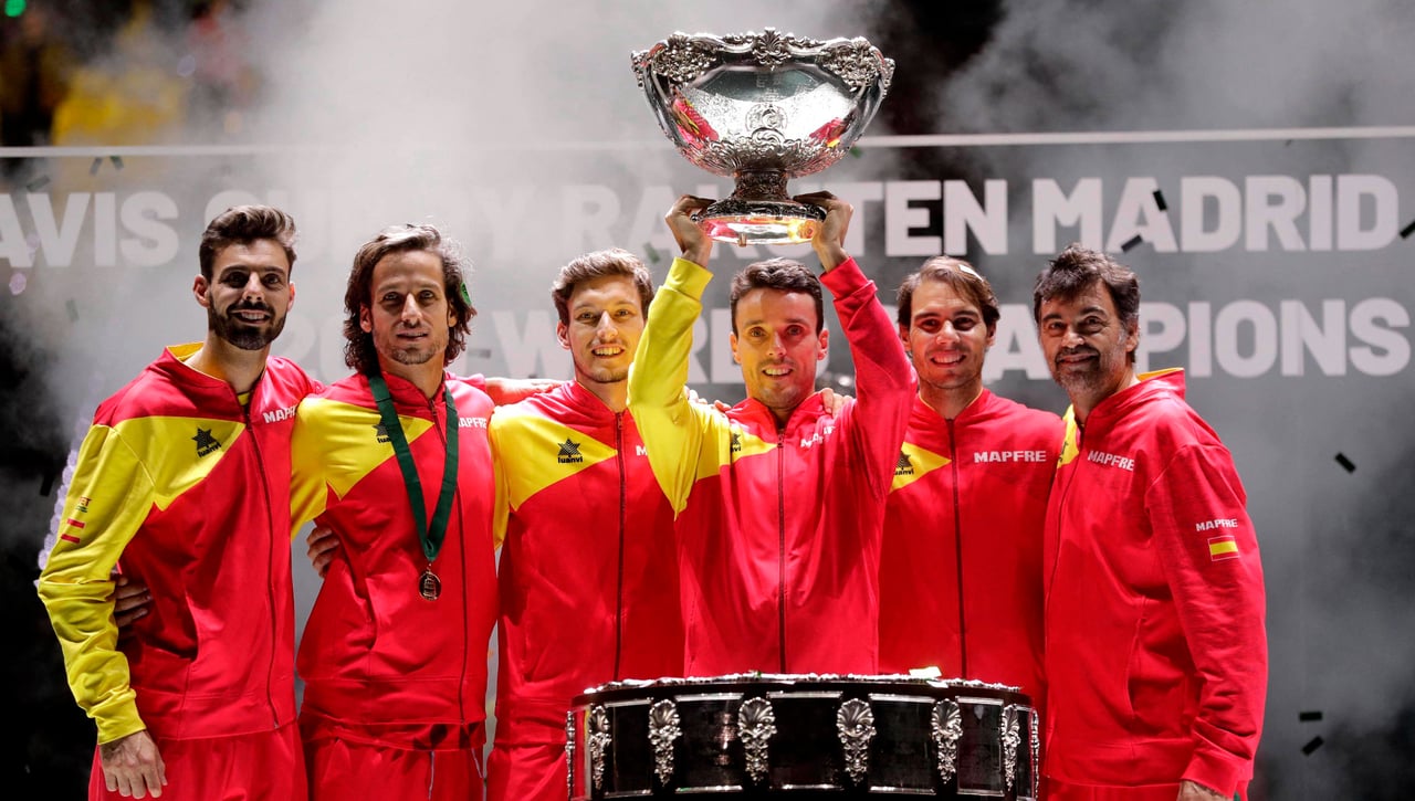 Otro de la quinta de Rafa Nadal que se despide