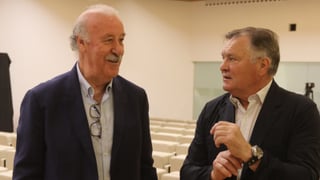 Vicente del Bosque aterriza en Gines para educar a través del deporte