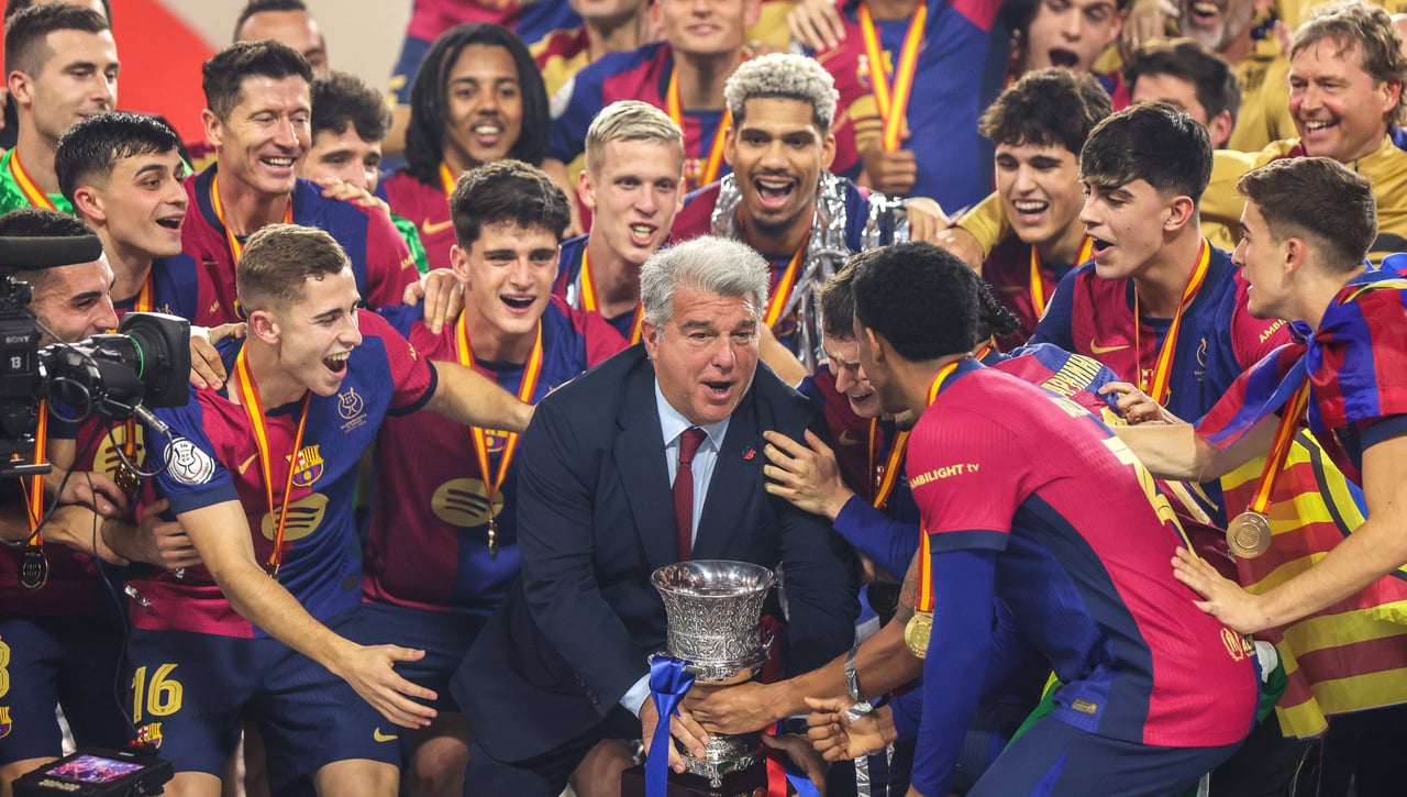 Laporta da la cara y arremete contra los "desestabilizadores"