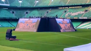 La afición del Betis calienta en el Benito Villamarín, Plaza Nueva espera