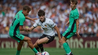 El cisma entre Valencia CF y Atlético de Madrid por el fichaje de Javi Guerra