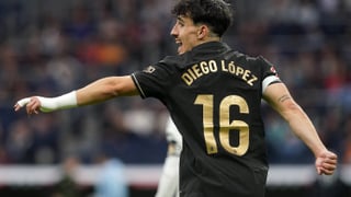 Posturas alejadas con Diego López