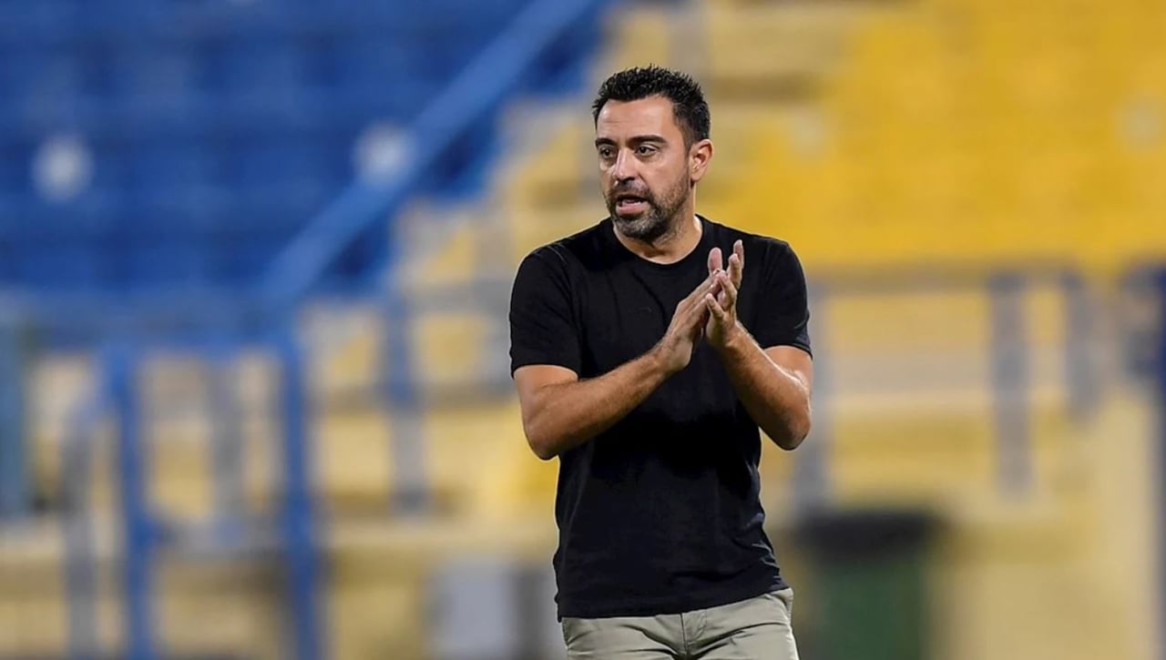 El Cádiz recibirá al Barça con un genuino troleo a Xavi 
