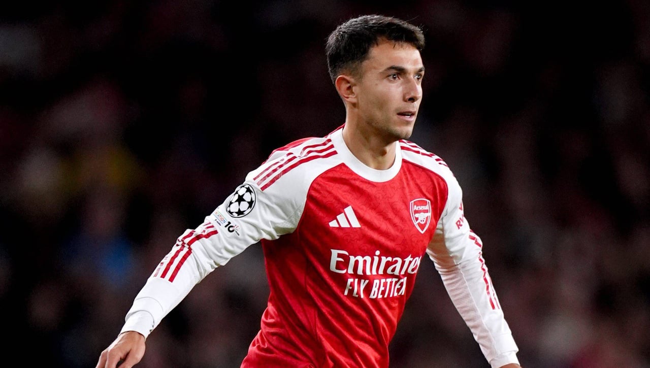 Zubimendi se reencuentra con el polémico árbitro del Manchester United - Real Sociedad: "Es inevitable no pensar en ese partido"