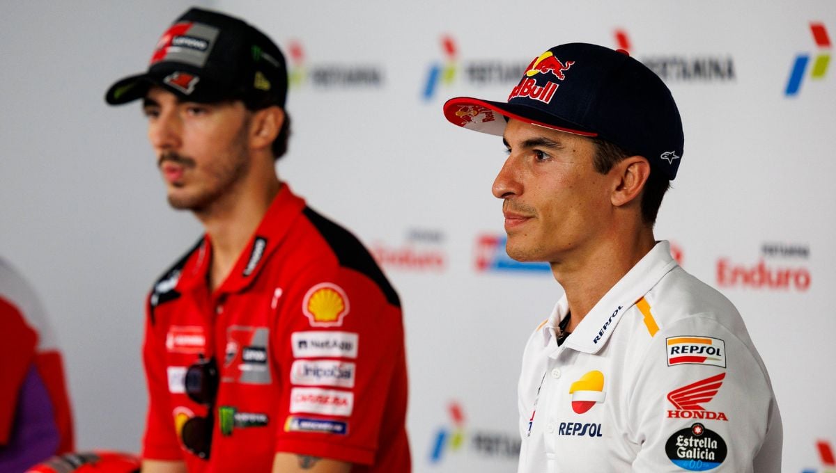 Marc Márquez y Pecco Bagnaia tienen un intercambio de pareceres