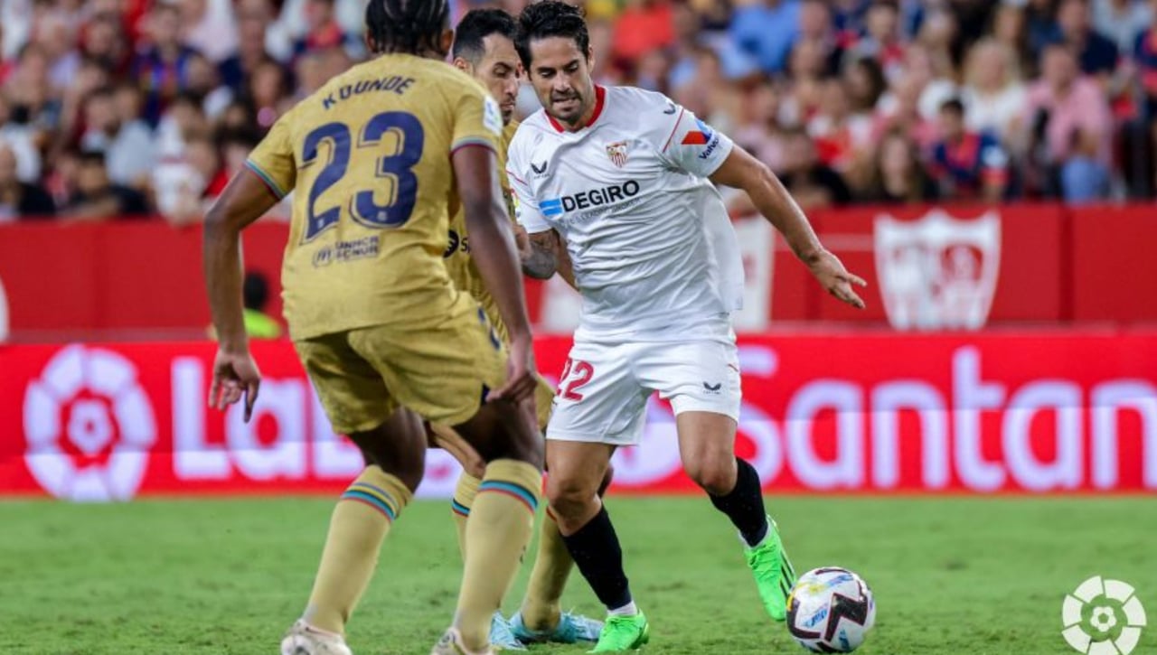 El Málaga, pendiente del futuro de Isco