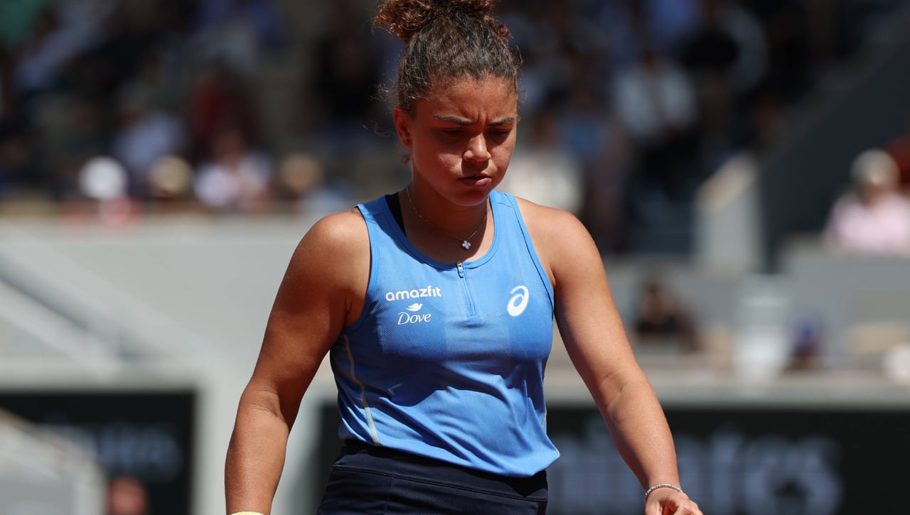 Italia, a semifinales pero con susto incluido