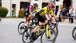 Jonas Vingegaard se cae y da el golpe en La Vuelta