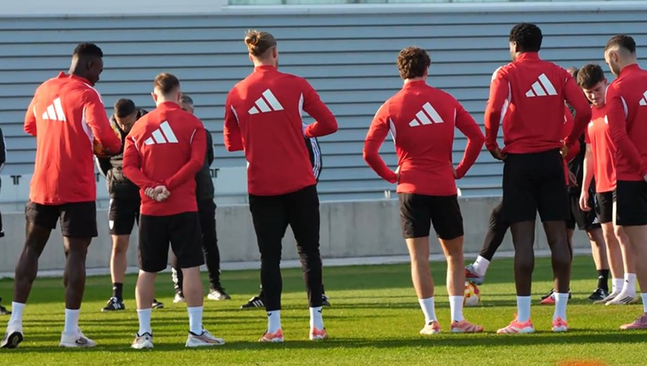 Dura resaca para el Sevilla con ocho ausencias en el regreso al trabajo 