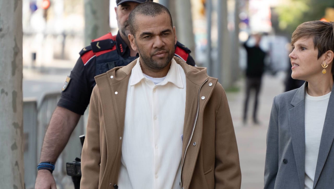 Dani Alves olvida la cárcel y abre un nuevo negocio