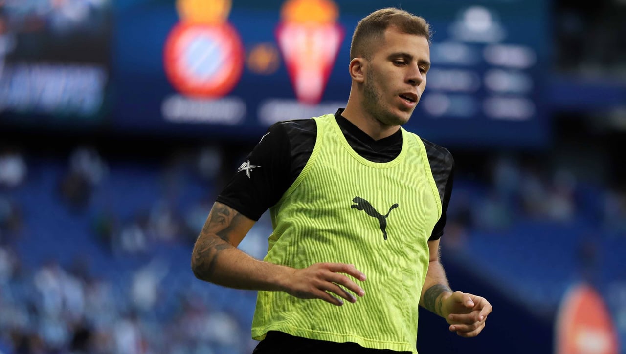 El Sporting rescinde el contrato de Christian Rivera 