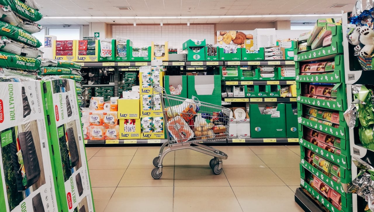 El truco definitivo para elegir la cola más rápida en la caja del supermercado