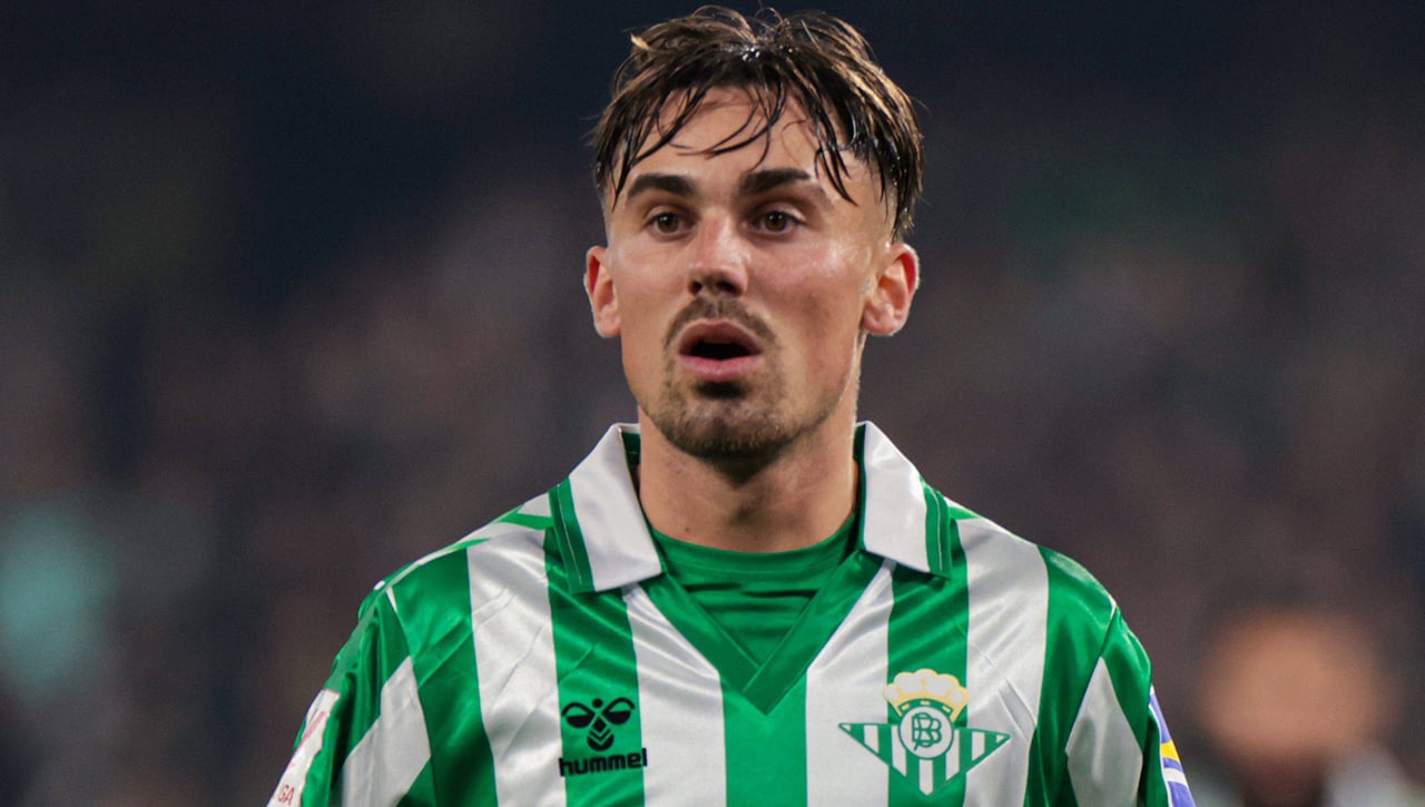 El Betis zanja el futuro inmediato de Rodri Sánchez antes del cierre