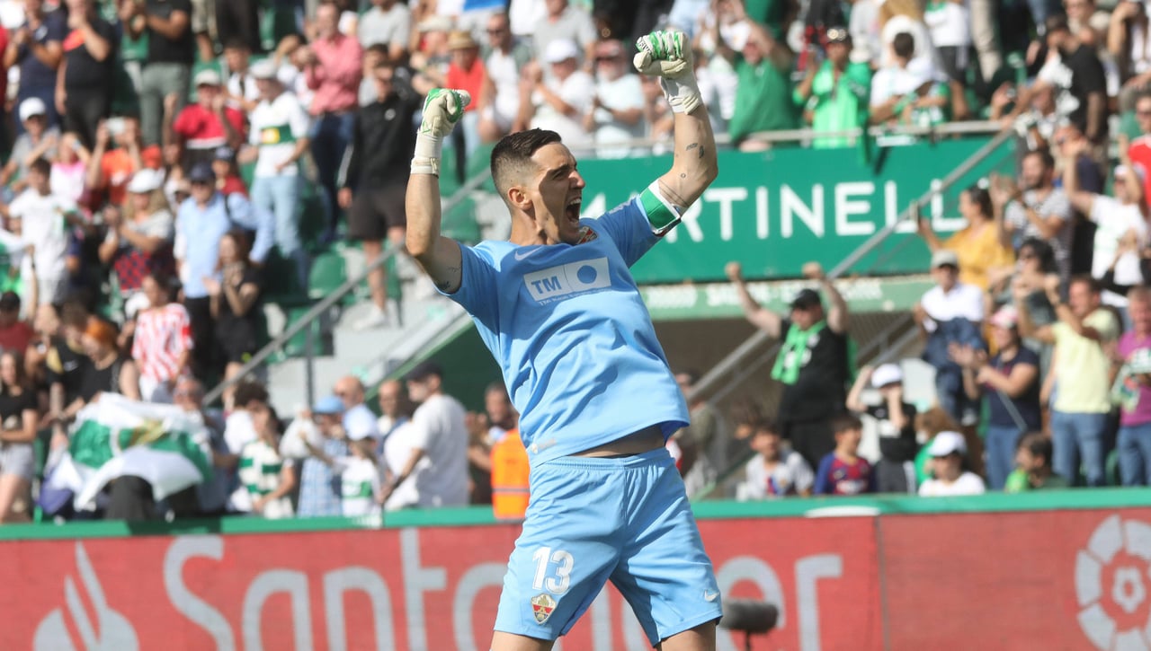 Edgar Badia es el elegido para la portería