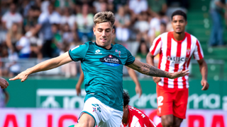 Girona y Celta de Vigo pugnan por este delantero de Segunda División