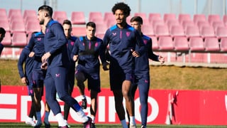 Ocampos y Delaney repiten sobre el césped y miran al Cádiz