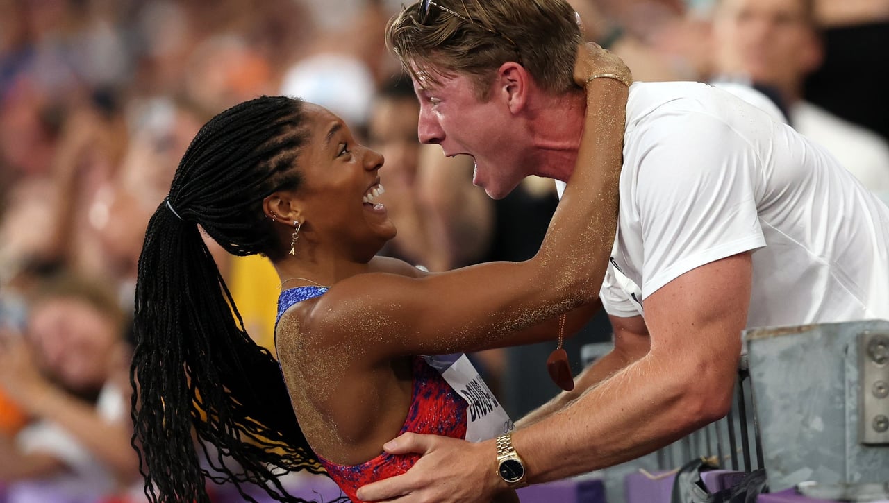 La historia entre dos deportistas que ha emocionado en París