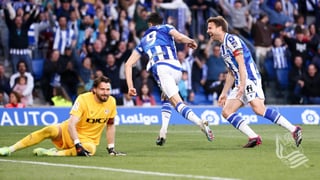 El Rayo Vallecano aprieta, pero la Real Sociedad no afloja 