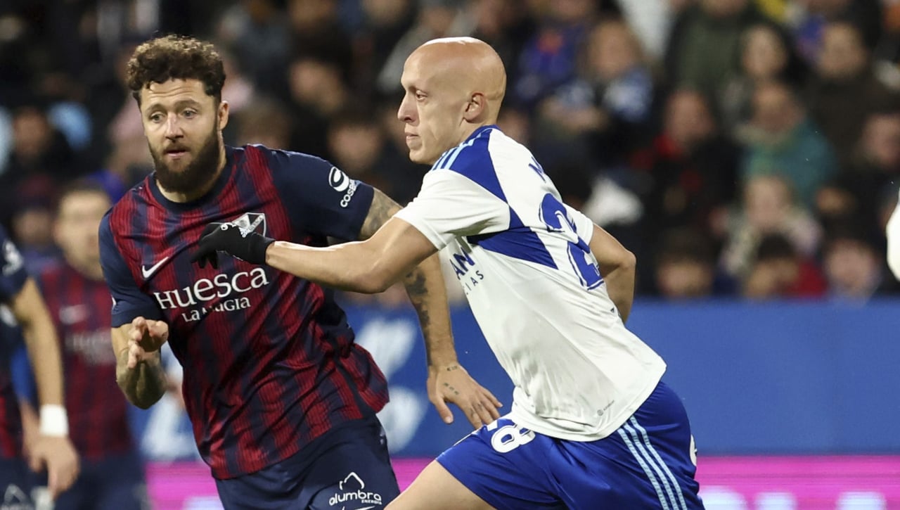 El Zaragoza sale en defensa de Víctor Mollejo