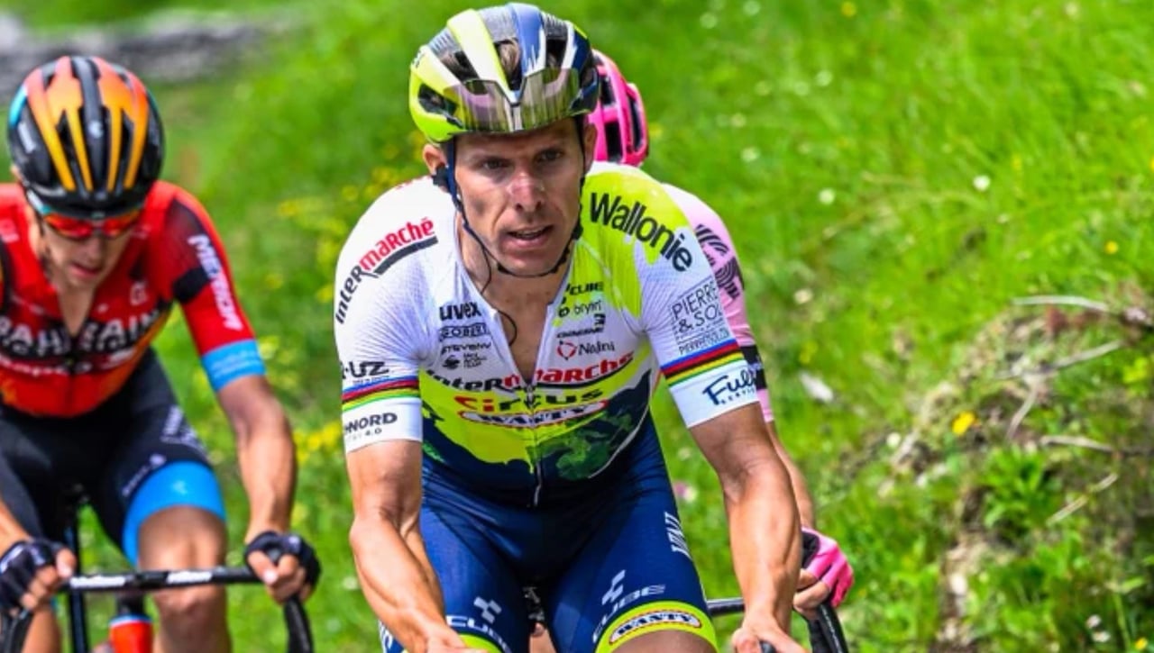 Rui Costa vuelve a ganar y Evenepoel se acuerda de la tragedia en Marruecos