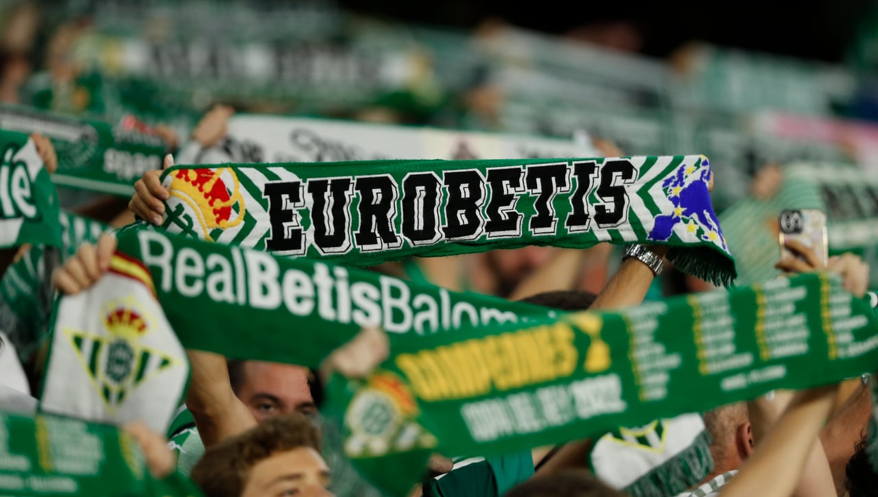 El 'EuroBetis' rescata un bar sevillano