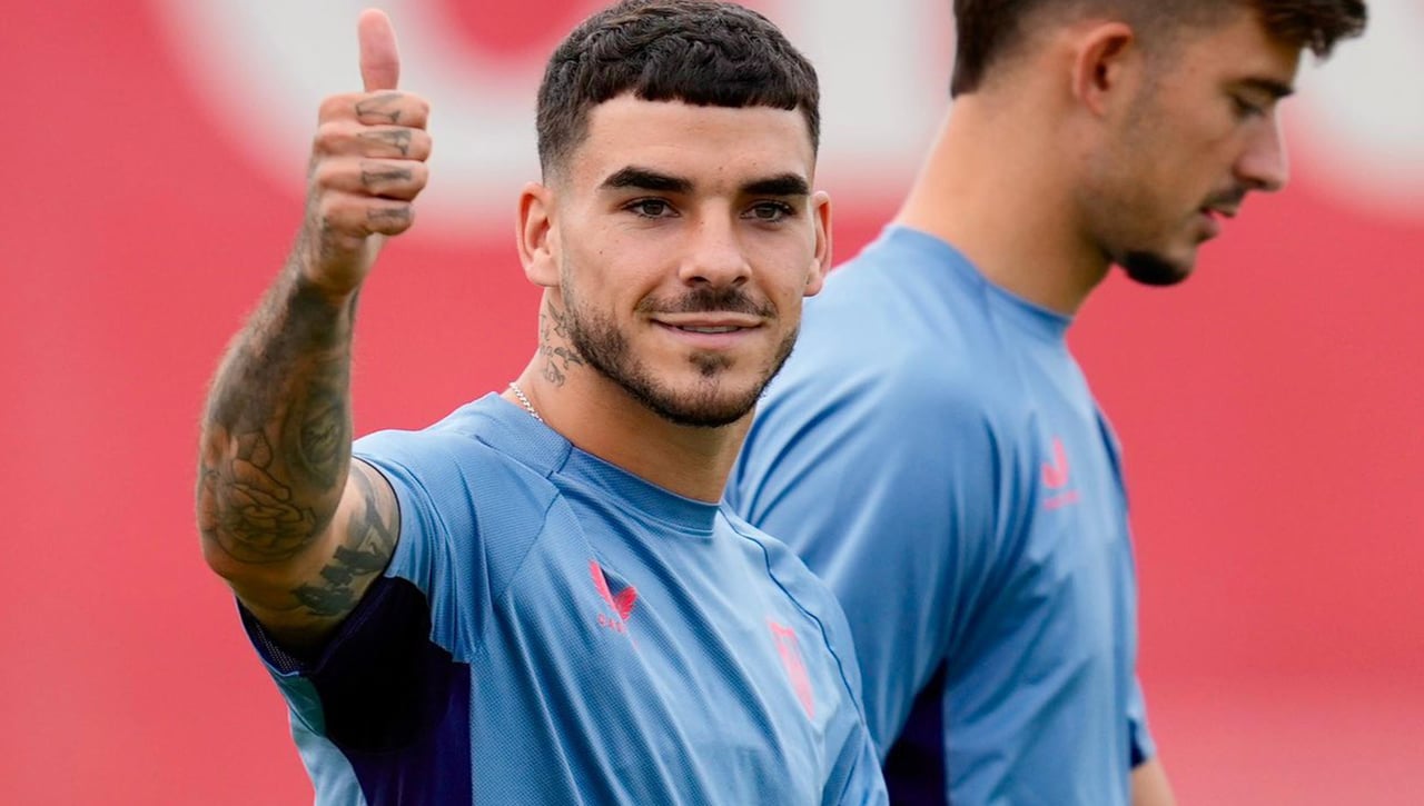 Isaac Romero da una alegría al Sevilla entre numerosas bajas