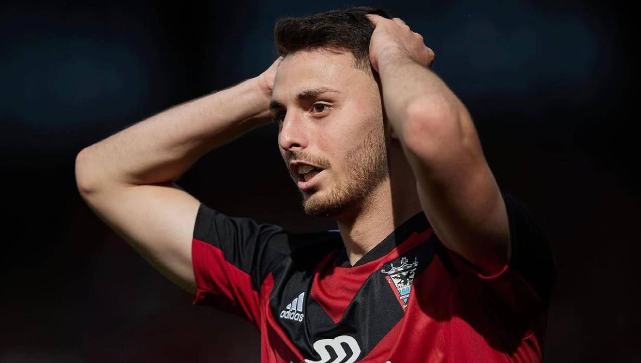 Panichelli podría convertirse en el máximo goleador del Mirandés en una sola temporada por delante de Raúl García de Haro