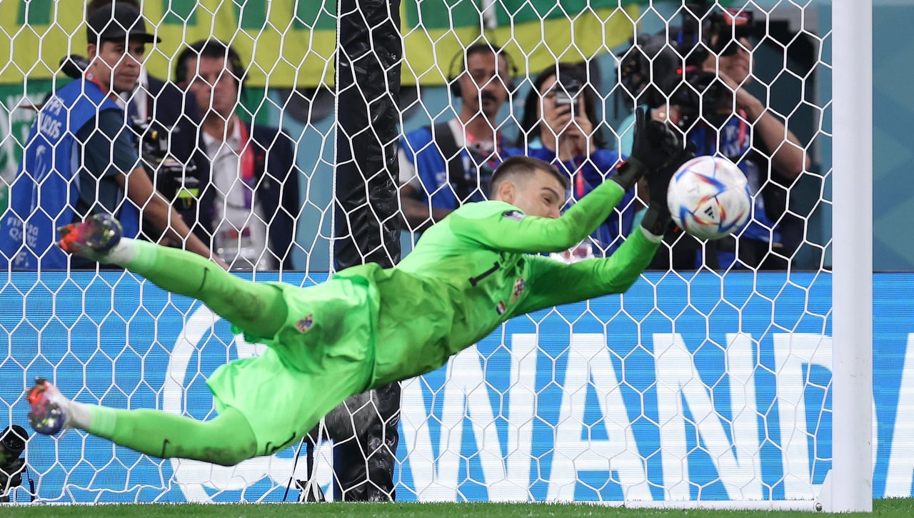 Livakovic, de los apuntes del Betis al fichaje por el Bayern