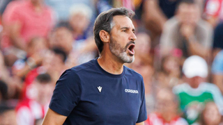 El futuro de Vicente Moreno, en el aire