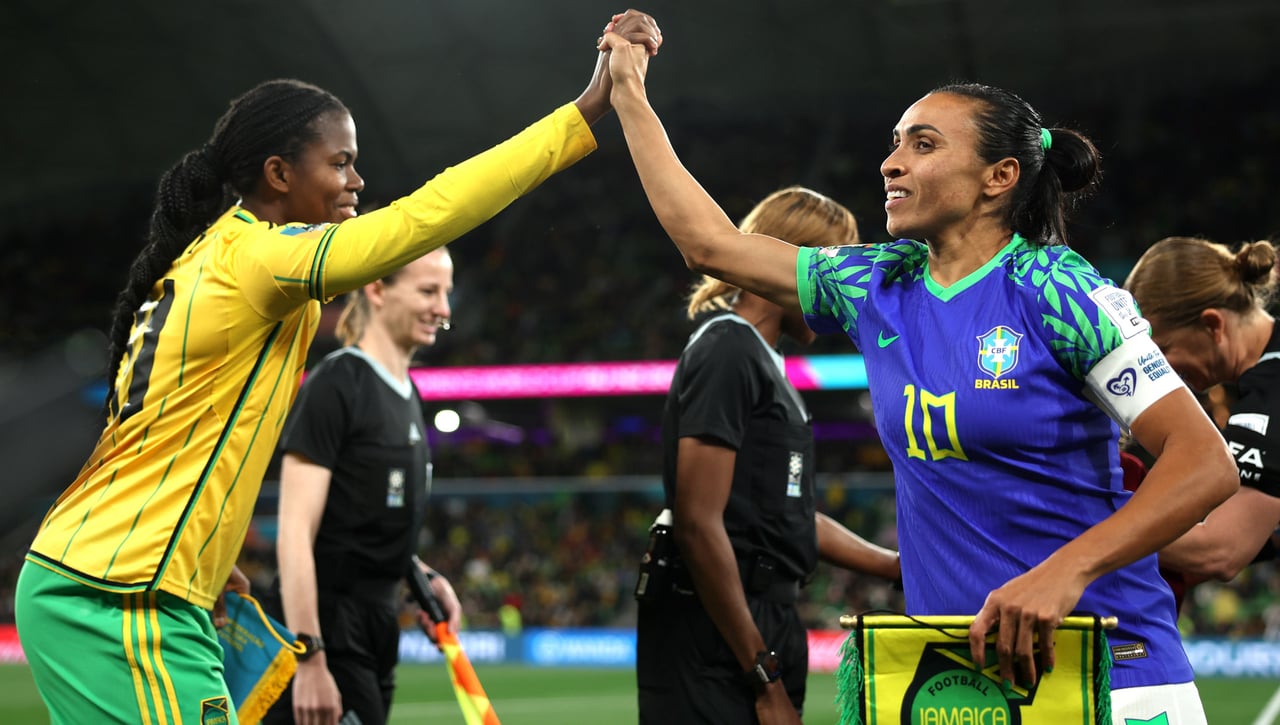 Brasil se vuelve a casa en primera ronda, Jamaica hace historia e Italia es eliminada en el 92'