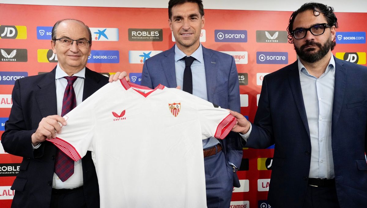 La primera decisión de Diego Alonso como entrenador del Sevilla 