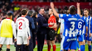 La transcripción completa en el lío del técnico del Sevilla, Matías Almeyda, con el árbitro Iosu Galech: "Sos un pendejo"  
