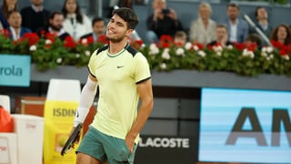 Carlos Alcaraz se va de fiesta con el Barça