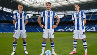 La increíble camiseta retro de la Real para la temporada 2024-25