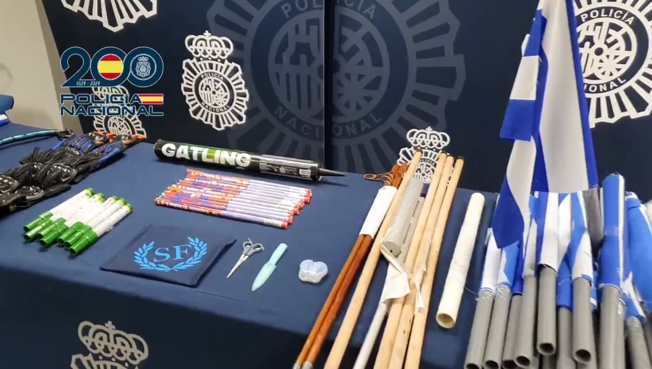 El arsenal que la Policía incautó a los ultras del Betis y el Alavés