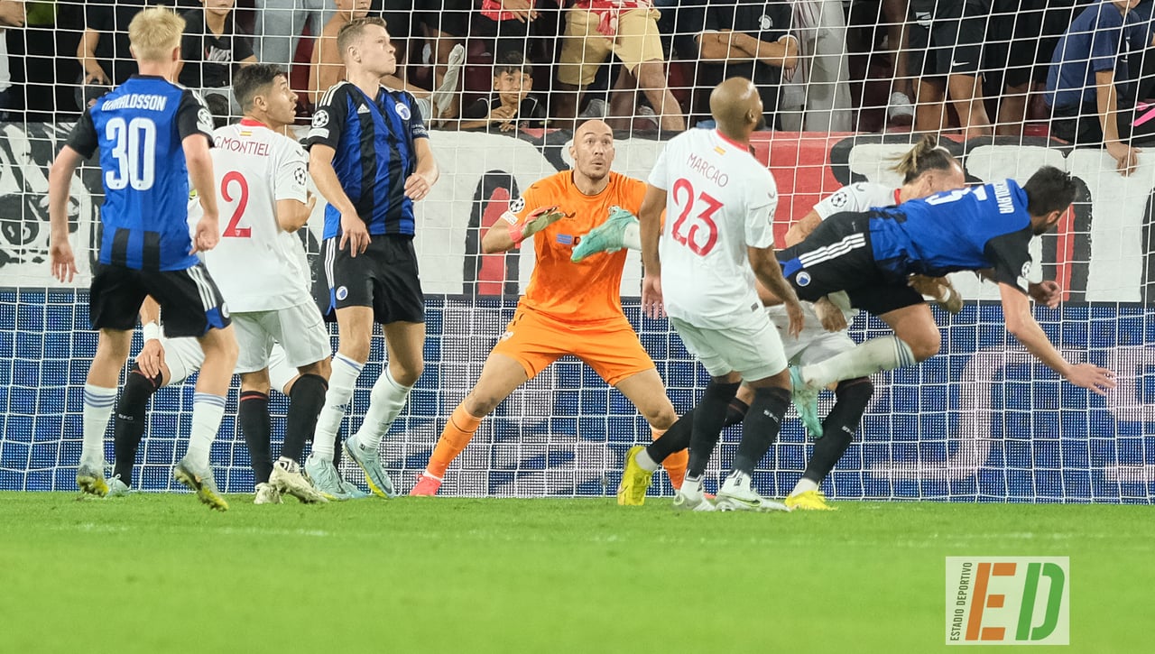 Segunda portería a cero para Dmitrovic, salvador ante Haraldsson: "La afición lo merecía" 