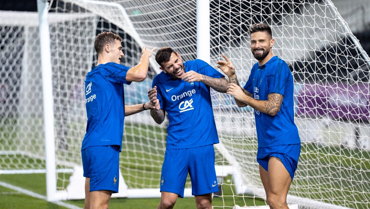 Horario y dónde ver Francia - Dinamarca por TV y online