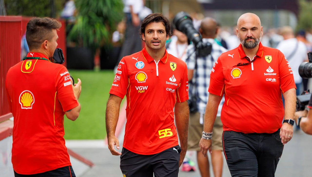 Carlos Sainz se mete en un jaleo inesperado en Azerbaiyán