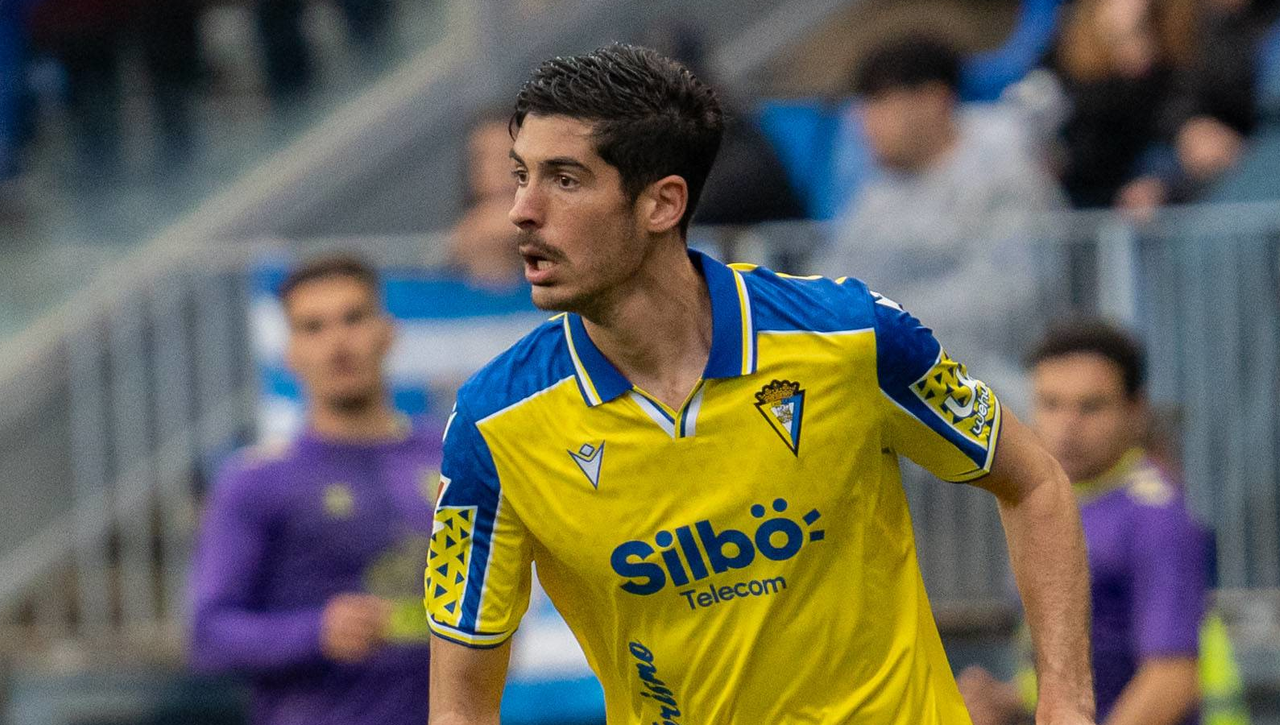 Carlos Fernández no seguirá en el Cádiz