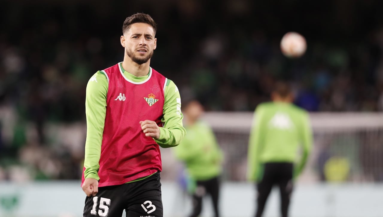 Álex Moreno, la mejor alternativa a Gayà para todos menos para Luis Enrique