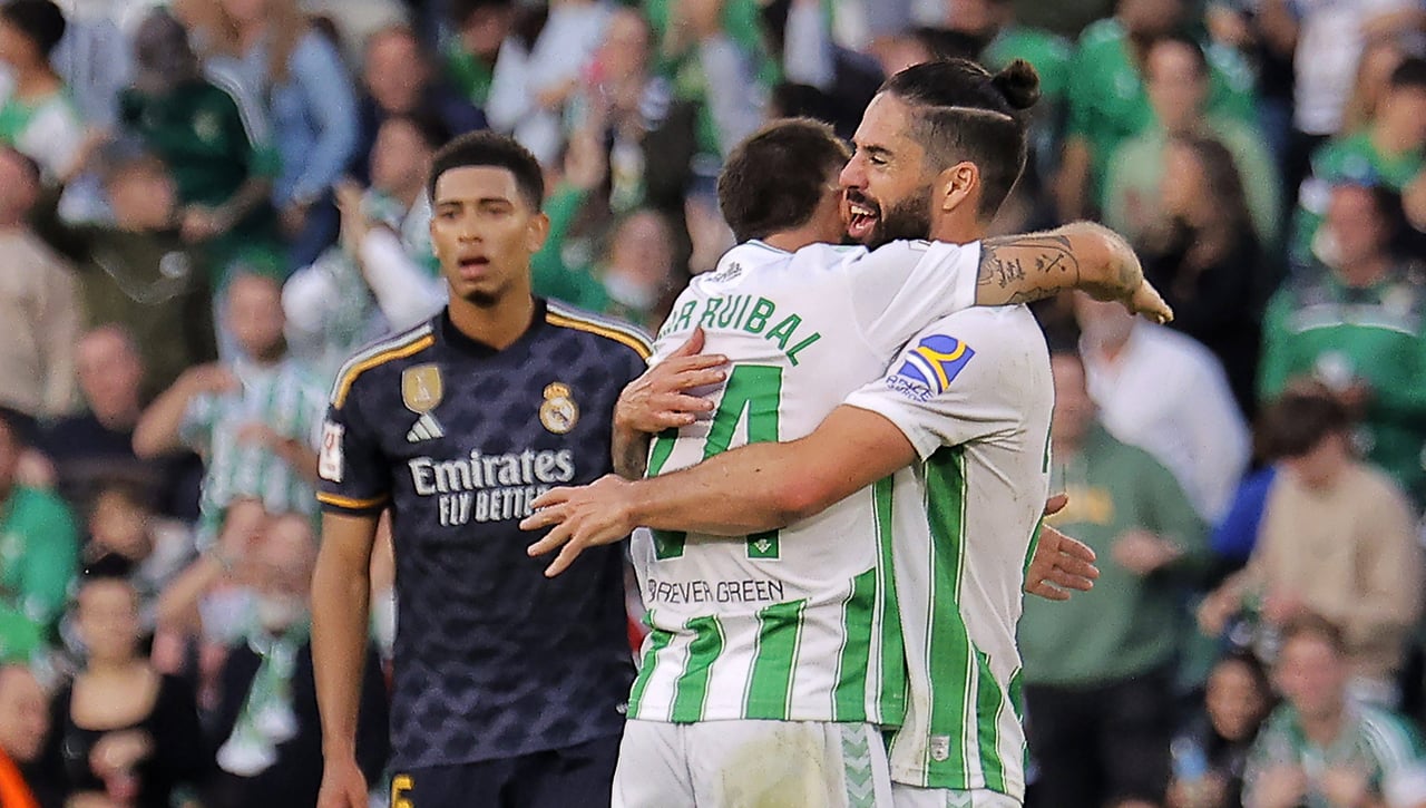 Aitor Ruibal da el okey e Isco se apunta