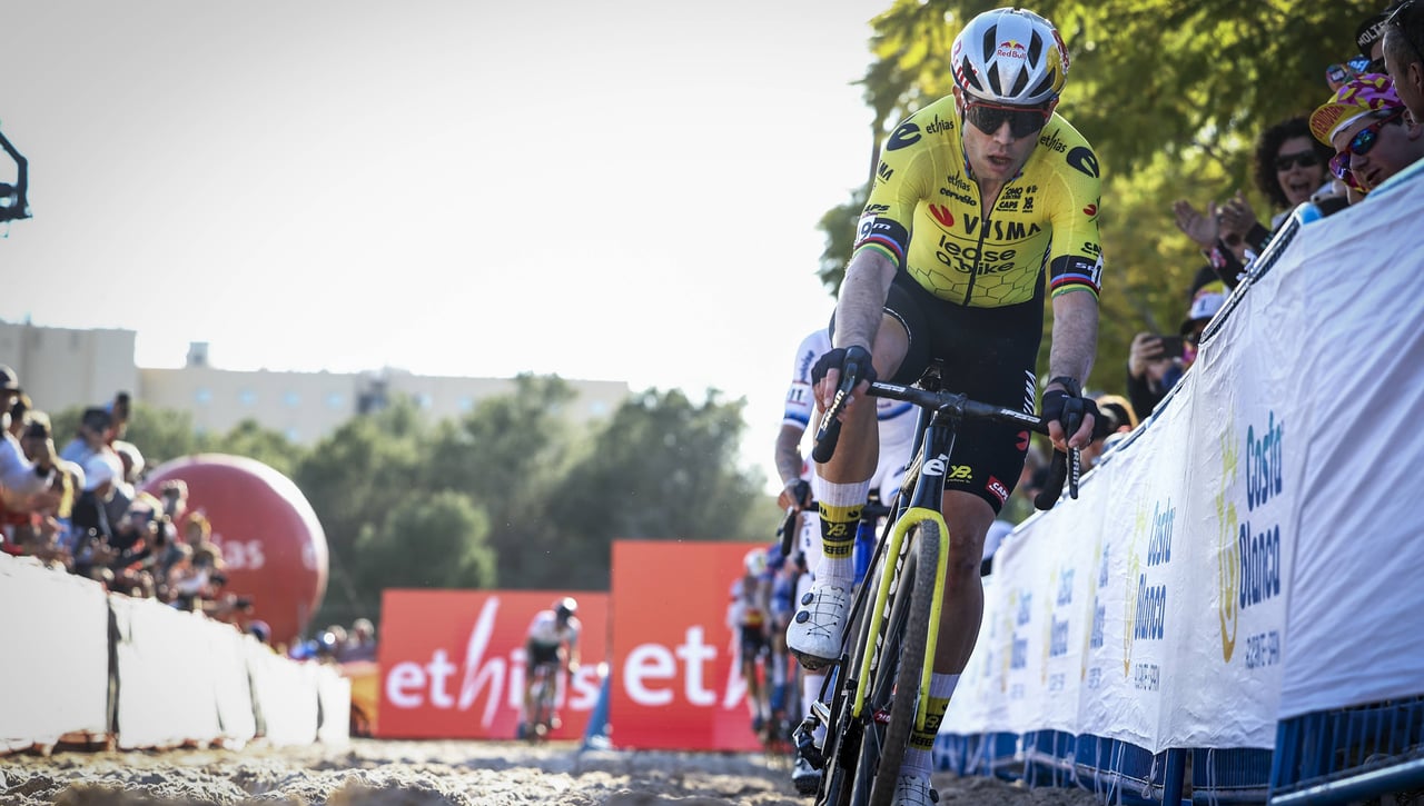 Wout Van Aert vive una agonía en Benidorm