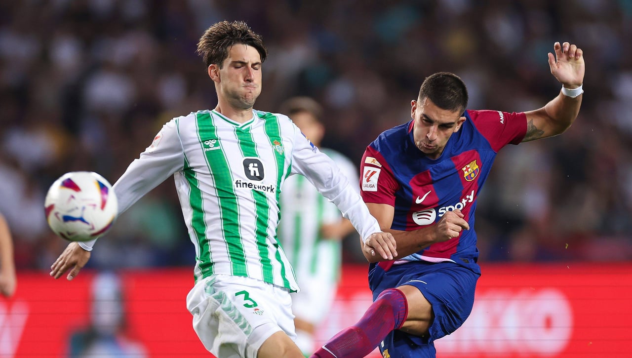 El Milan traslada su oferta por Miranda y fichará en enero sí o sí