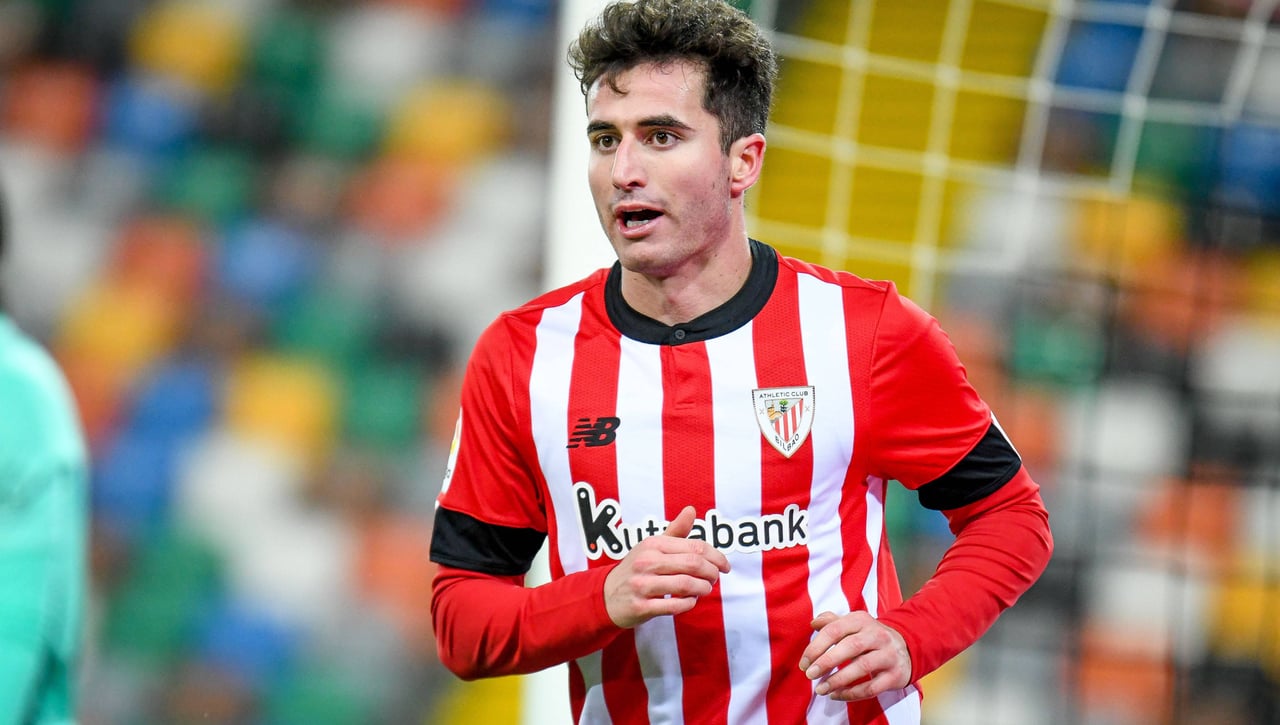 Cartagena, Elche y Tenerife se disputan el fichaje de Jon Morcillo